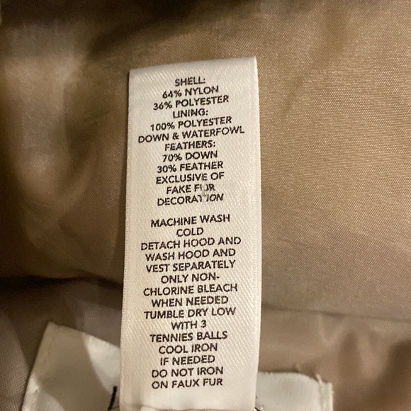 LOFT Puffer Vest - Picture 4 of 4